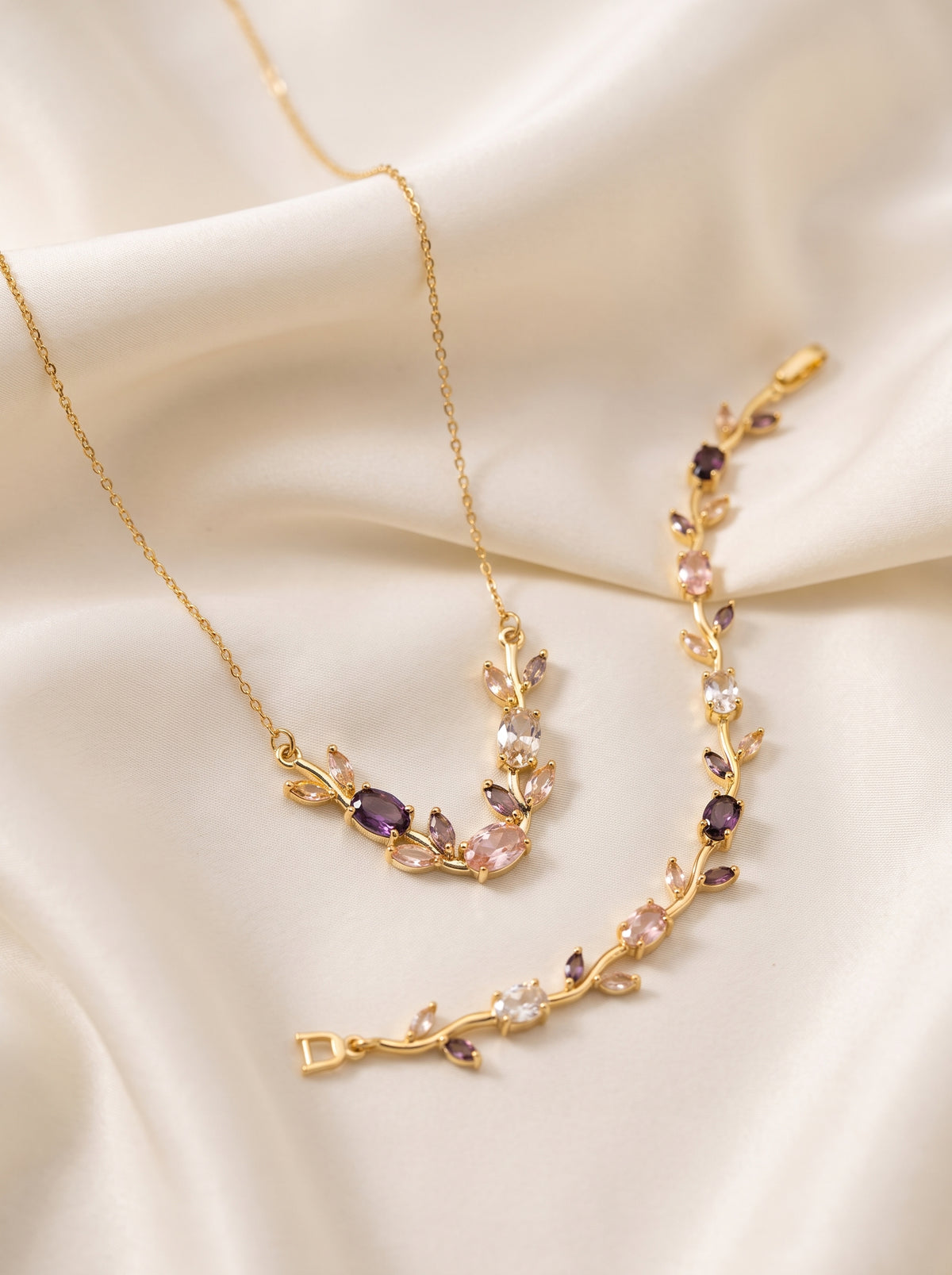 Tulip Vine Jewelry Set