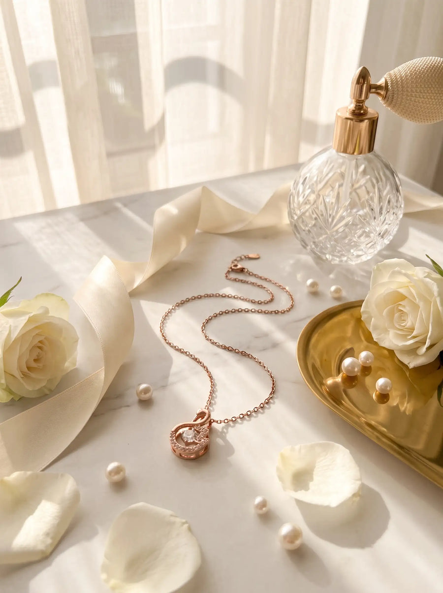 Swan Pearl Necklace